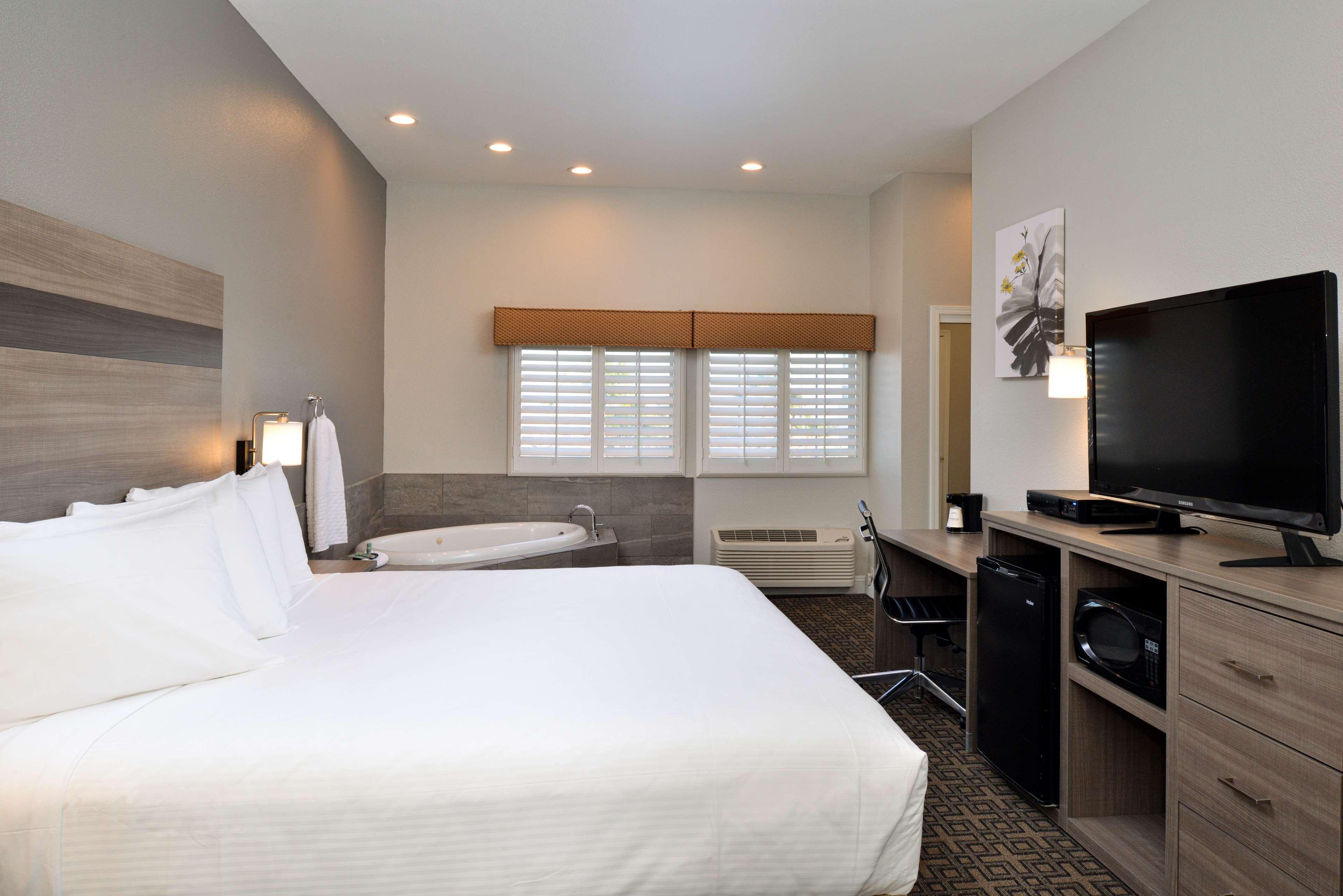Best Western Kettleman City Inn & Suites Esterno foto