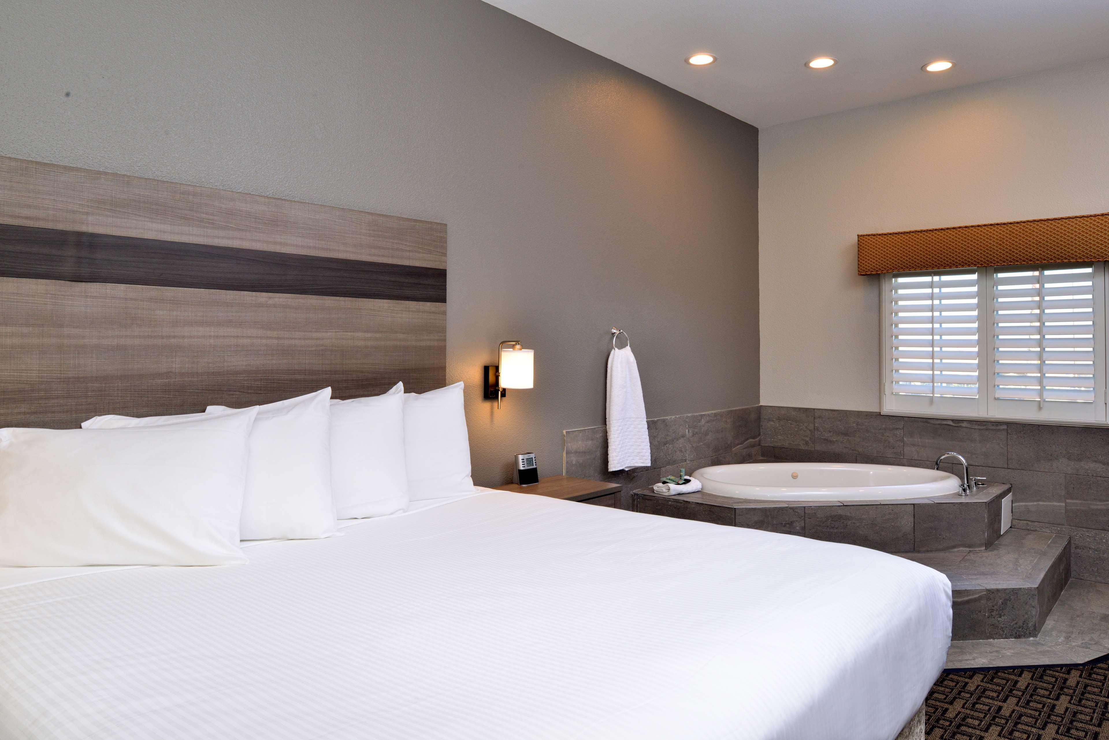 Best Western Kettleman City Inn & Suites Esterno foto