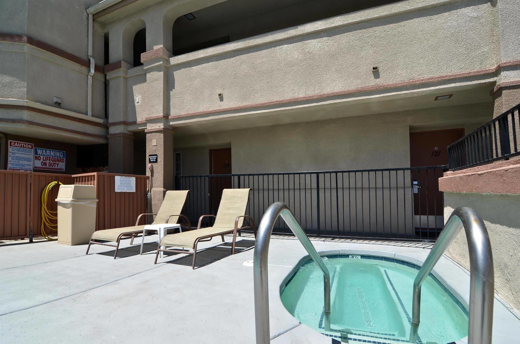Best Western Kettleman City Inn & Suites Esterno foto